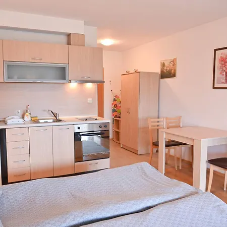 Aspen Cozy & Fully Equipped By Flat Manаger 반스코