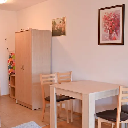 Aspen Cozy & Fully Equipped By Flat Manаger Apartman